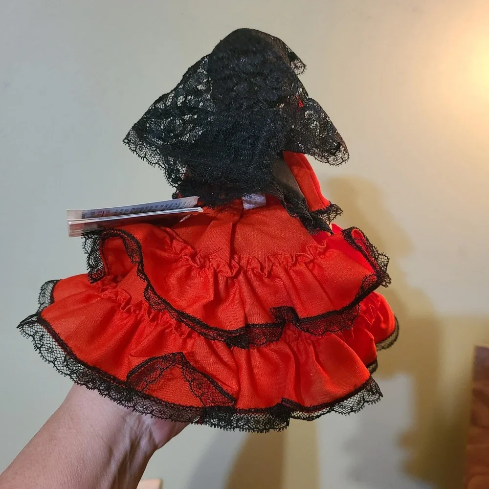 Vtg Madame Alexander Little Women Spain‎ #595 Doll Red Flamenco Dress Black Lace